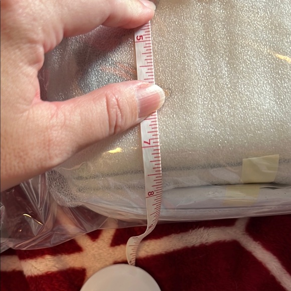 SOLD NWT Kate Spade White Mickey and Minnie Mouse Bag - Picture 5 of 9